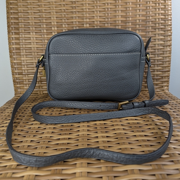 J. Crew Signet Gray Pebbled Leather Crossbody Shoulder Bag Lock & Key NWT - Picture 3 of 16